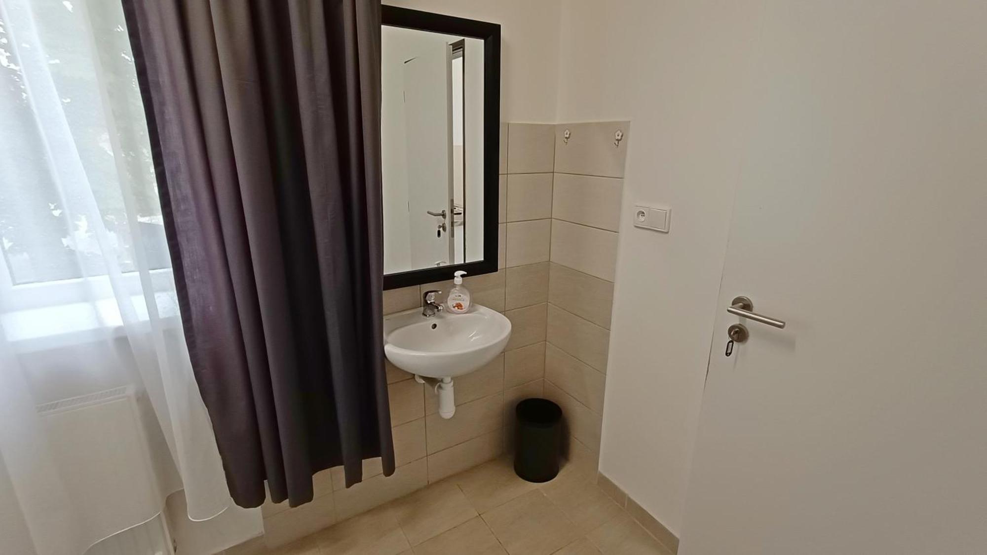 Apartments Gato Karlovy Vary Stara Role Exterior photo